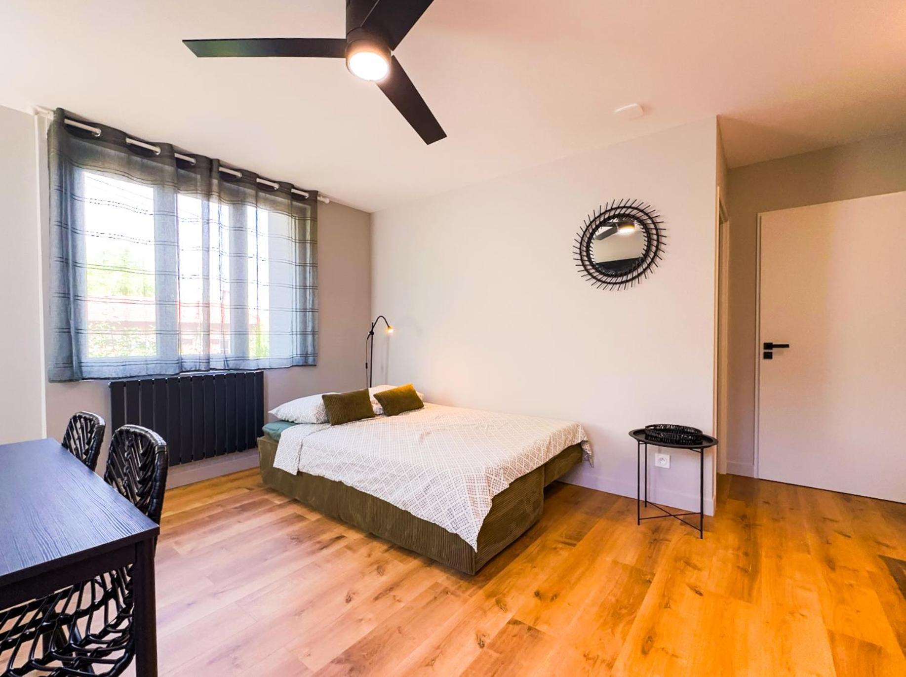 Serenity Suite Vénissieux Kültér fotó